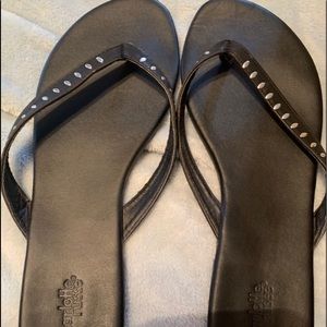 2 pair of gently used sandels